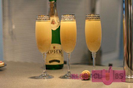 Домашние коктейли с шампанским